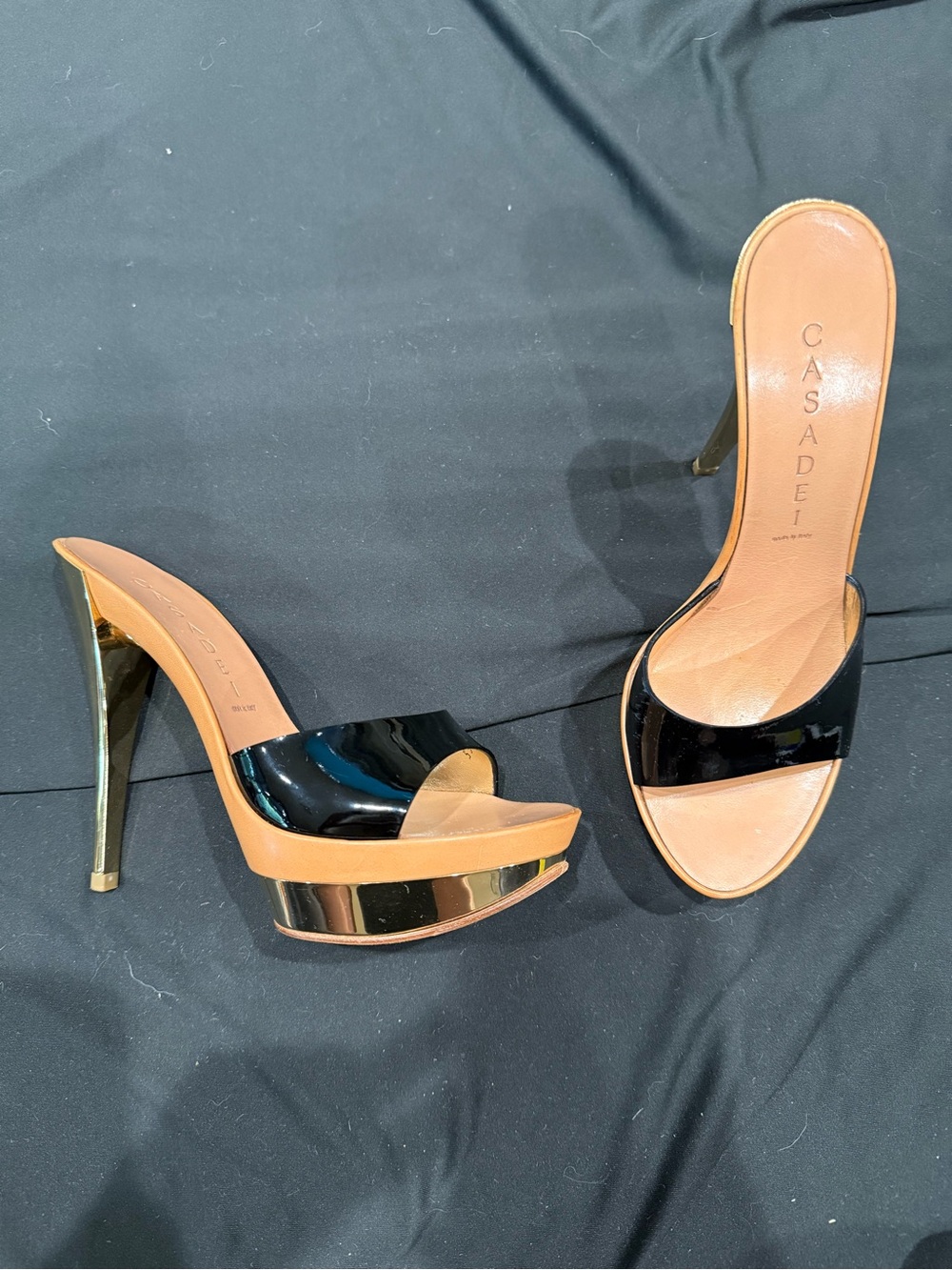 Casadei Black Patent & Gold Platform Mule Heels US 6 EU 36 Made in Italy